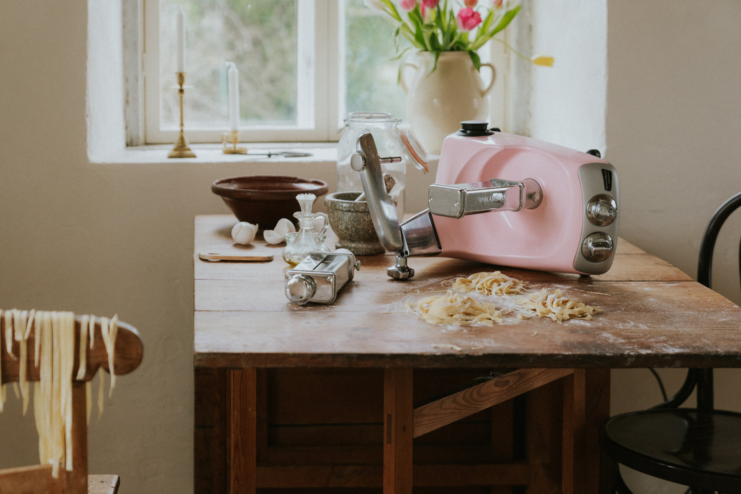 Ankarsrum Assistent Original Stand Mixer - Cloudy Pink