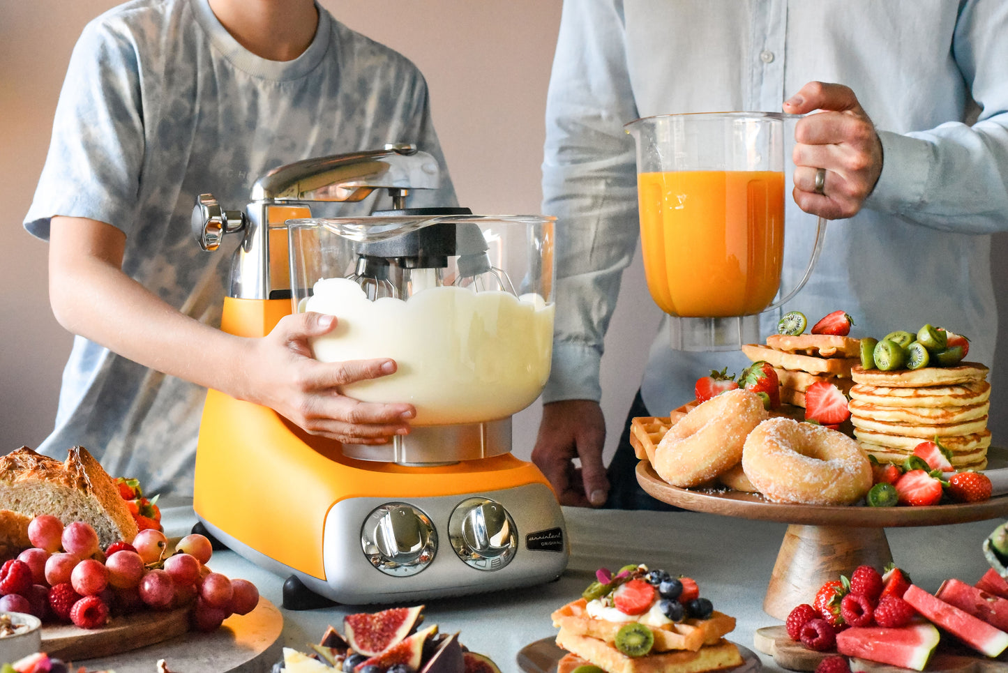 Ankarsrum Assistent Original Stand Mixer - Sunbeam Yellow